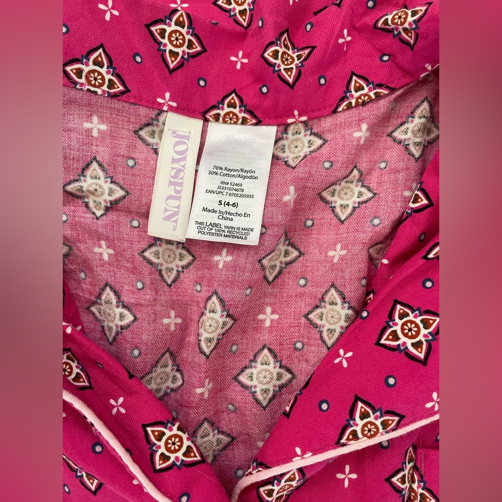 Joyspun Pink Geometric Short Sleeve Cropped Pant Tie Waist Pajama Set Size Small - Picture 5 of 6
